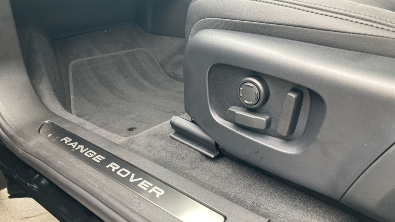 Land Rover Range Rover Evoque 1.5 P270e Edition 5dr Auto Hatchback